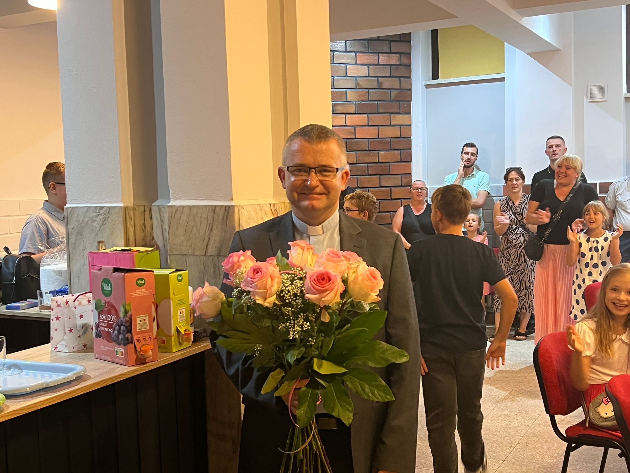 f46d67eb-86b6-4c00-bdd4-2091a55e7390